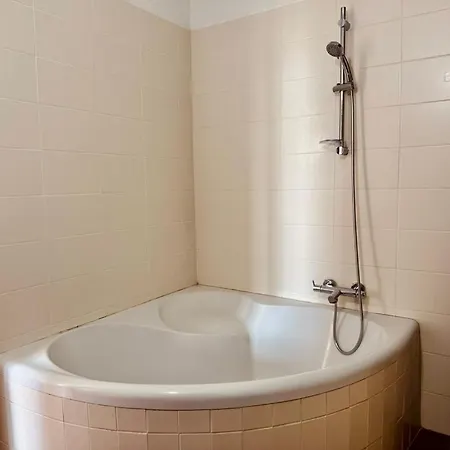 Boho Sun Retreat - Airy 2br - Walk2beach - Larnaca