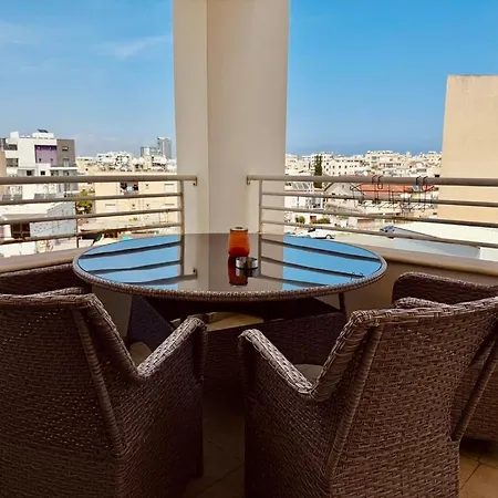 Boho Sun Retreat - Airy 2br - Walk2beach - Apartment *